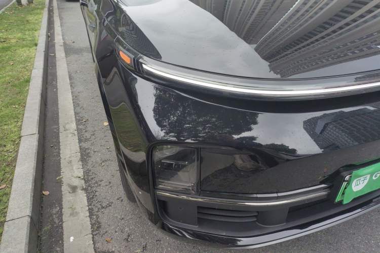 Used Li Auto L8 2023 Pro Model Exterior 6