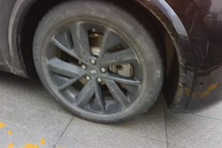 Used Li Auto L8 2023 Pro Model Exterior 7