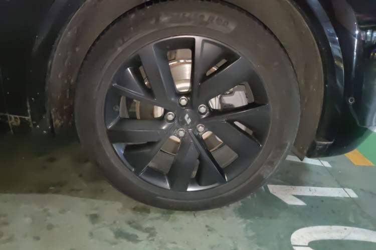 Used Li Auto L8 2023 Air model Exterior 7