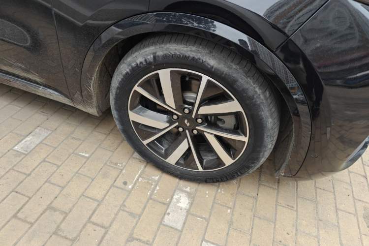 Used Li Auto L8 2023 Max model Exterior 7