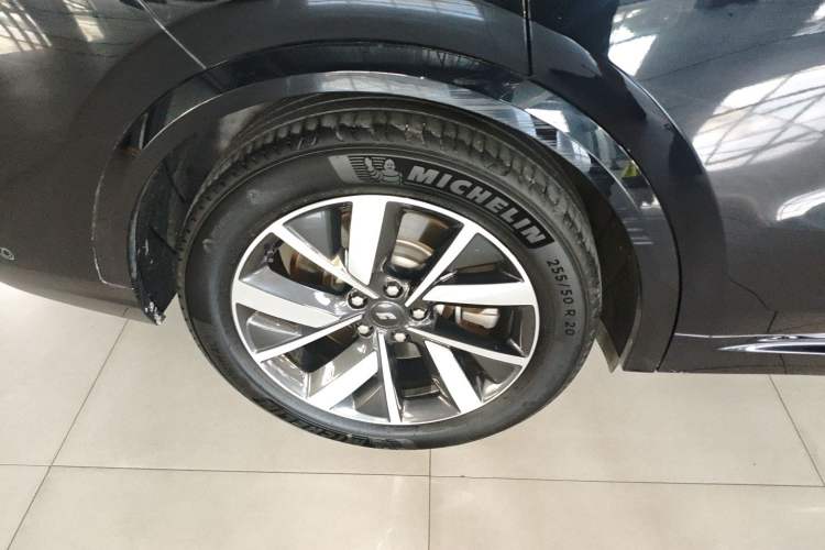 Used Li Auto L8 2023 Pro Model Exterior 8