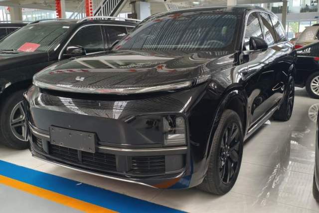 Li Auto L8 2023 Pro Model с пробегом
