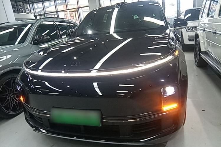 Used Li Auto L8 2023 Pro Model Front