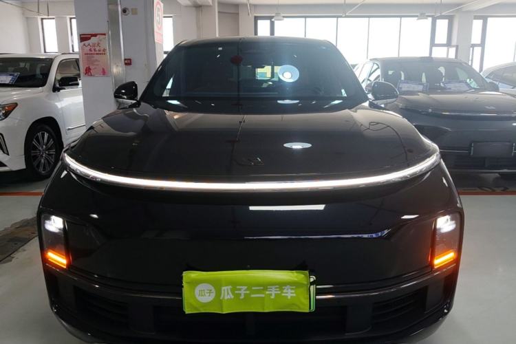 Used Li Auto L8 2023 Pro Model Front