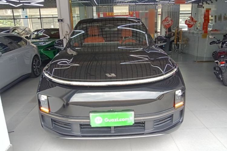 Used Li Auto L8 2023 Pro Model Front