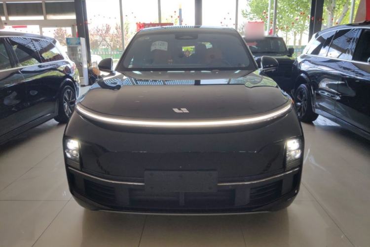 Used Li Auto L8 2023 Pro Model Front