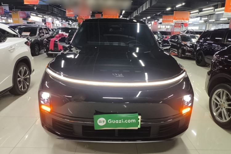 Used Li Auto L8 2023 Pro Model Front