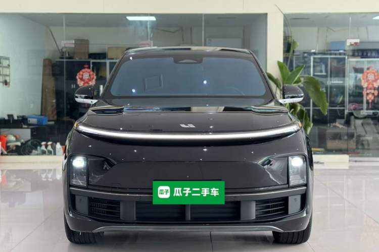 Used Li Auto L8 2023 Pro Model Front