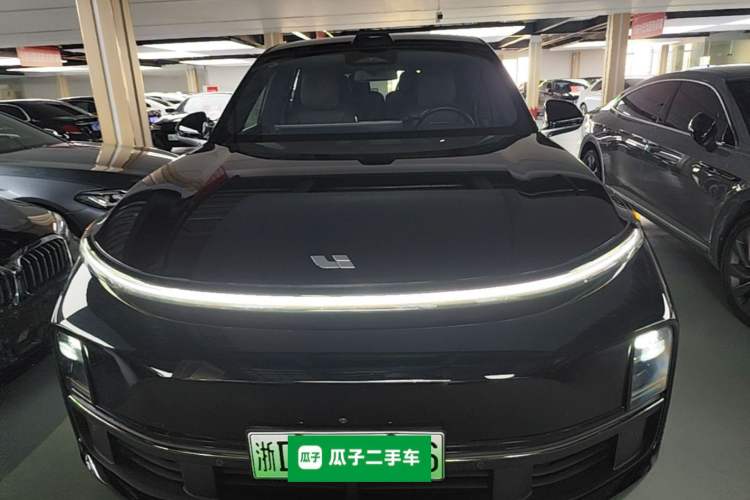 Used Li Auto L8 2023 Pro Model Front