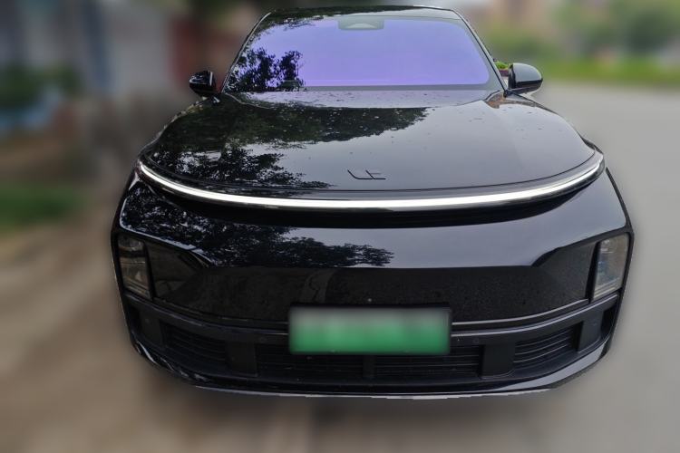 Used Li Auto L8 2023 Pro Model Front