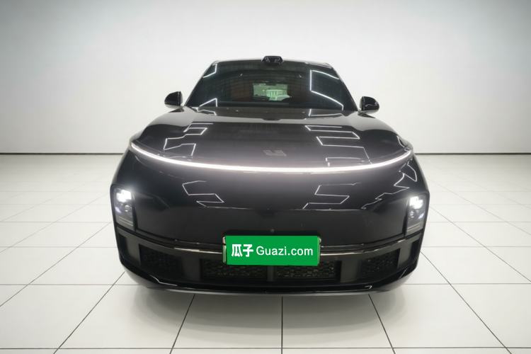 Used Li Auto L8 2023 Pro Model Front