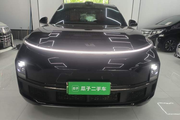 Used Li Auto L8 2023 Pro Model Front