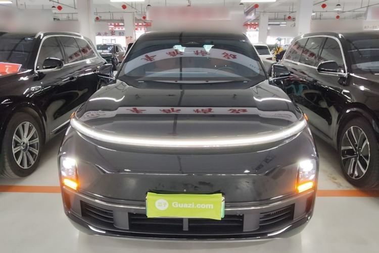 Used Li Auto L8 2023 Pro Model Front