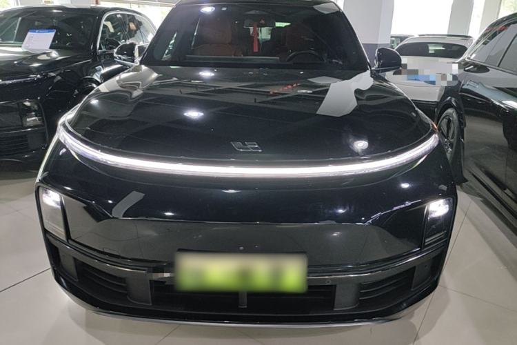 Used Li Auto L8 2023 Pro Model Front