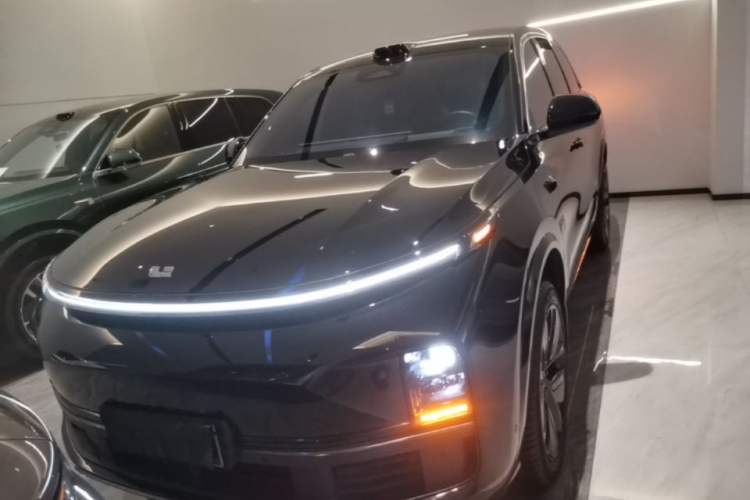 Used Li Auto L8 2023 Max model Front