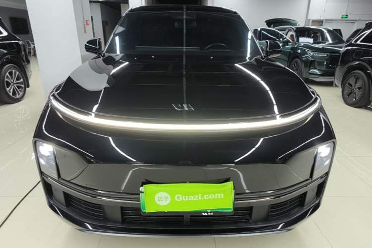 Used Li Auto L8 2023 Pro Model Front
