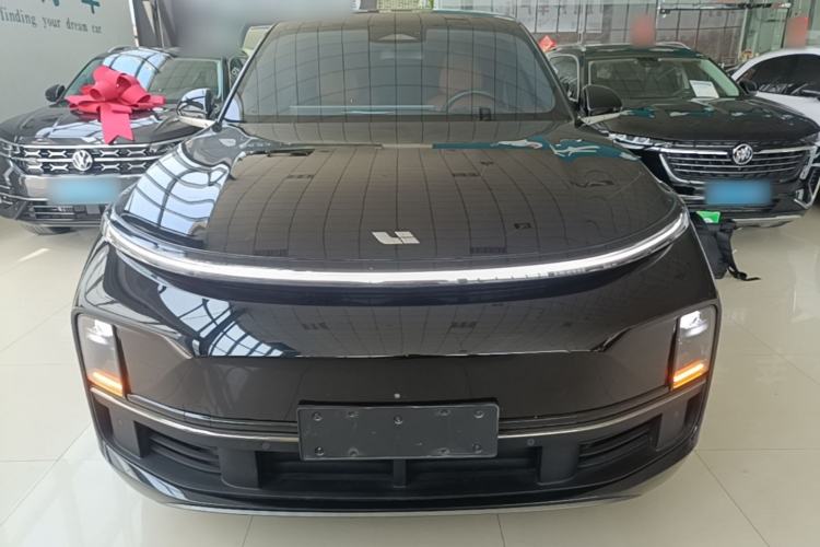 Used Li Auto L8 2023 Pro Model Front