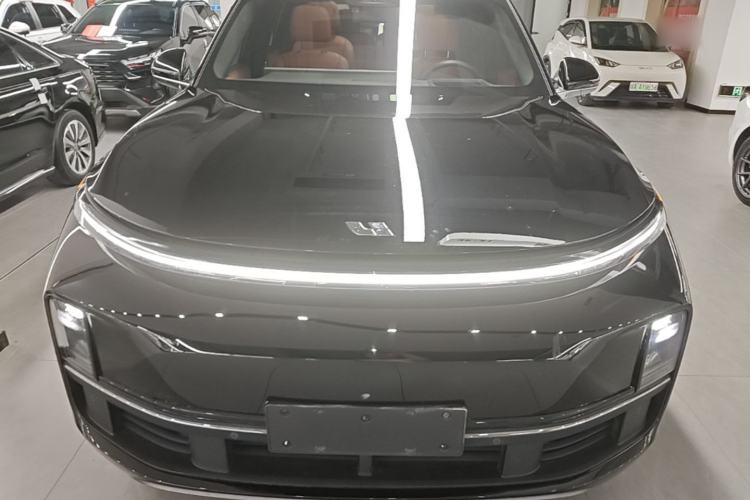 Used Li Auto L8 2023 Pro Model Front