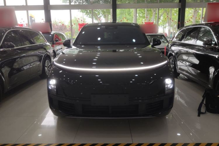 Used Li Auto L8 2023 Pro Model Front