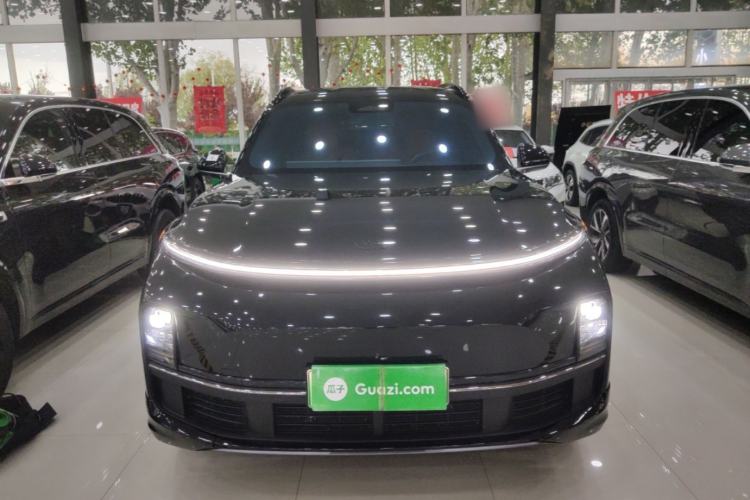 Used Li Auto L8 2023 Pro Model Front