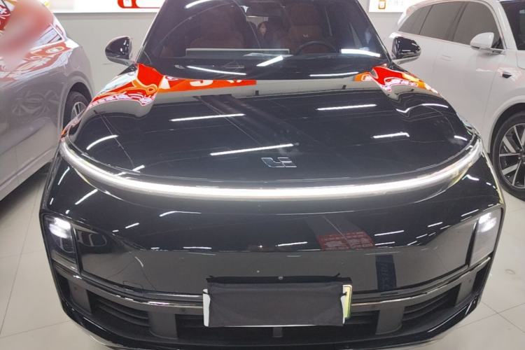 Used Li Auto L8 2023 Pro Model Front