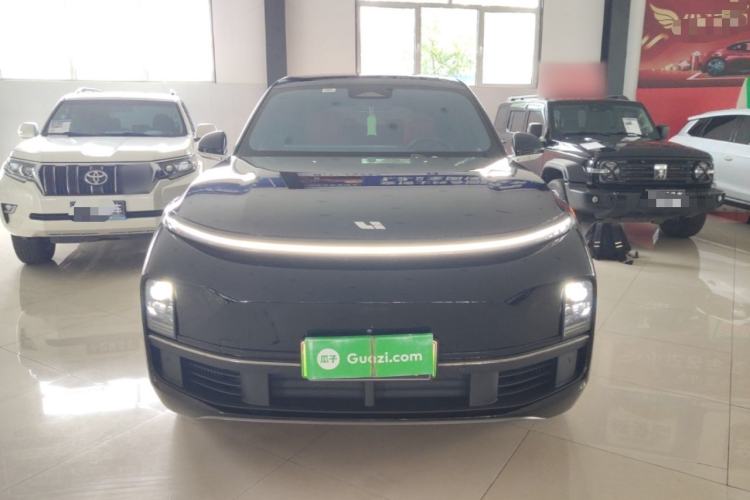 Used Li Auto L8 2023 Pro Model Front