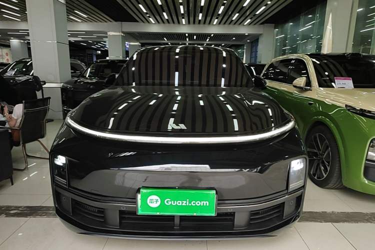 Used Li Auto L8 2023 Pro Model Front