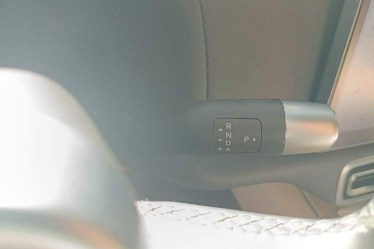 Used Li Auto L8 2023 Pro Model Gear Lever