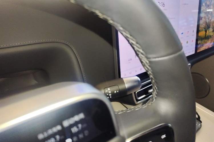 Used Li Auto L8 2023 Air model Gear Lever