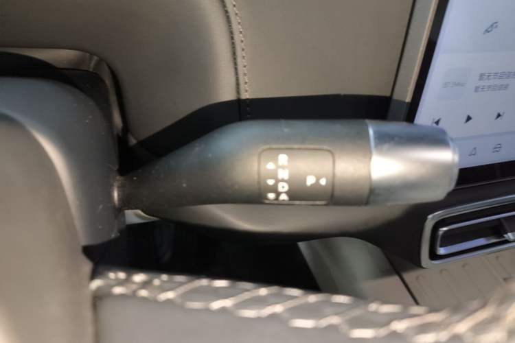Used Li Auto L8 2023 Air model Gear Lever