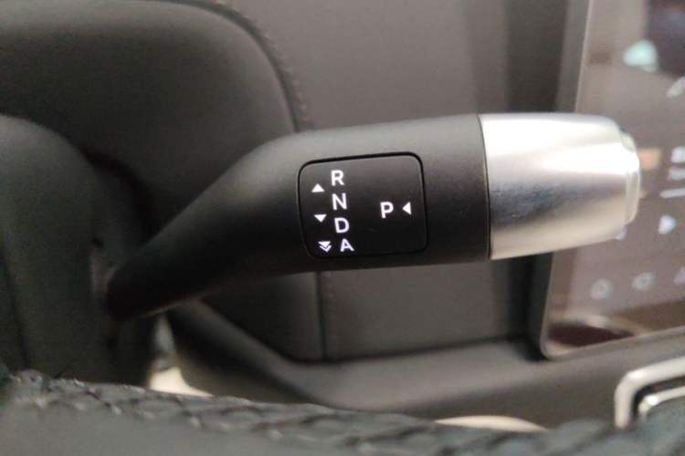 Used Li Auto L8 2023 Pro Model Gear Lever