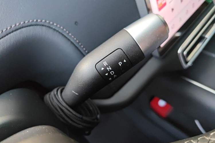 Used Li Auto L8 2023 Pro Model Gear Lever