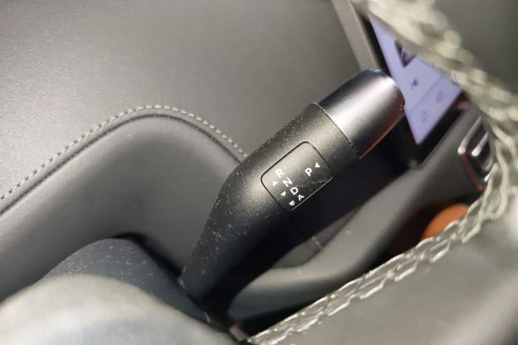 Used Li Auto L8 2023 Pro Model Gear Lever