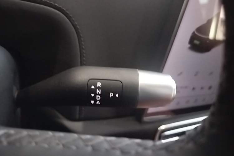 Used Li Auto L8 2023 Air model Gear Lever