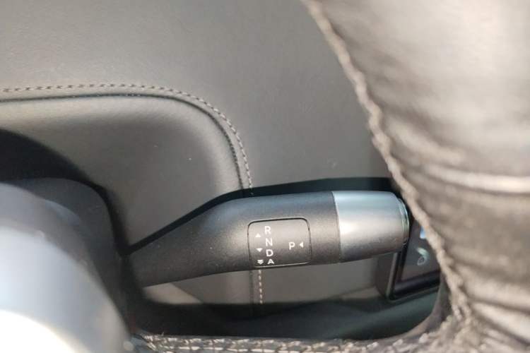 Used Li Auto L8 2023 Pro Model Gear Lever