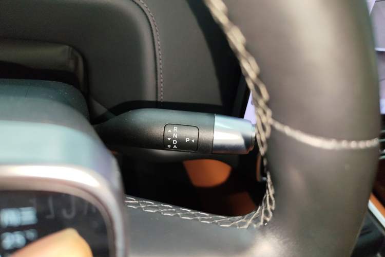 Used Li Auto L8 2023 Pro Model Gear Lever