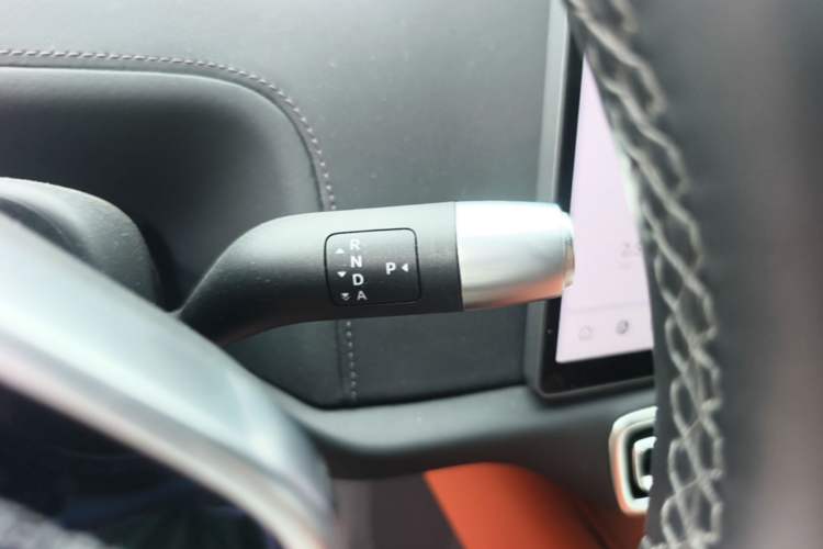 Used Li Auto L8 2023 Pro Model Gear Lever