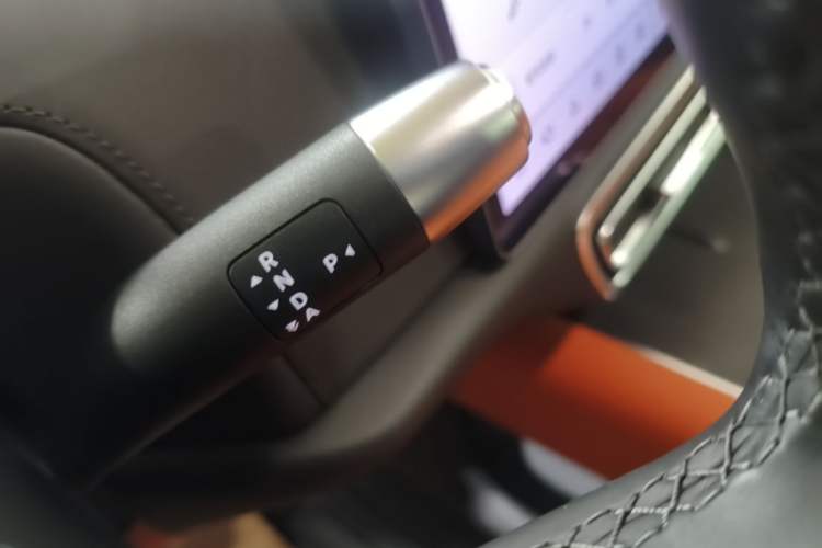 Used Li Auto L8 2023 Pro Model Gear Lever