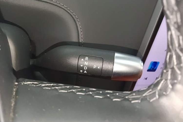 Used Li Auto L8 2023 Pro Model Gear Lever