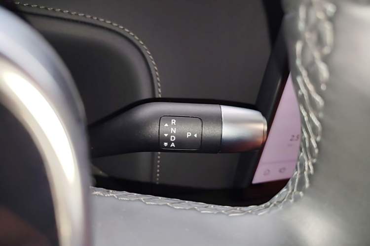Used Li Auto L8 2023 Air model Gear Lever