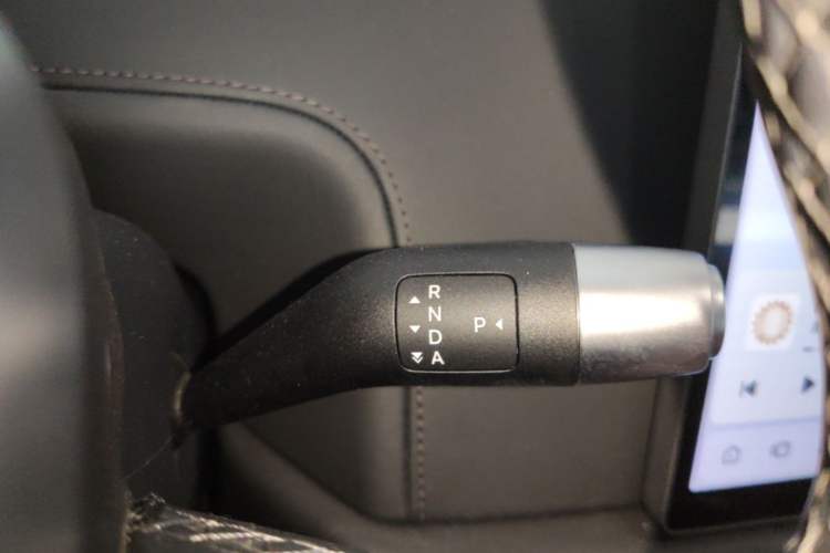 Used Li Auto L8 2023 Pro Model Gear Lever
