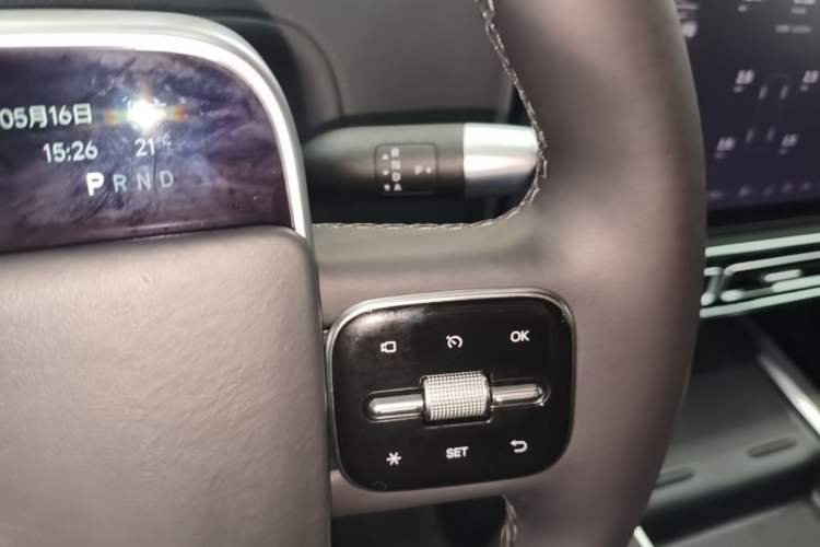 Used Li Auto L8 2023 Pro Model Gear Lever
