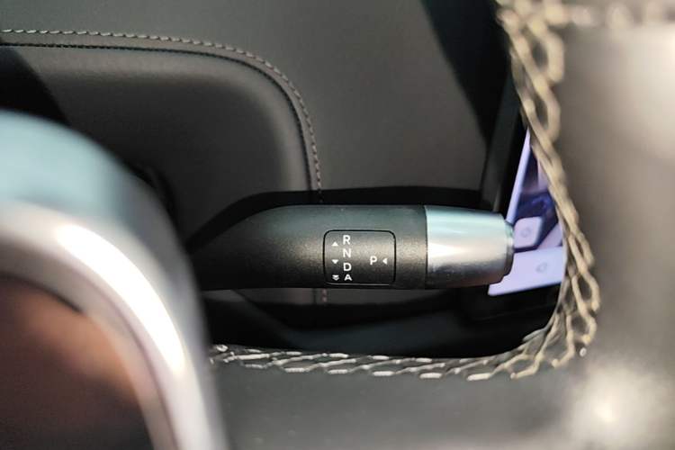 Used Li Auto L8 2023 Pro Model Gear Lever