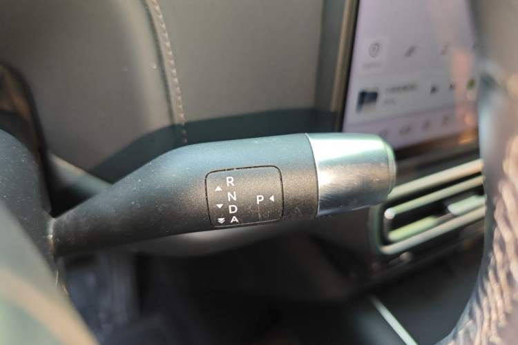 Used Li Auto L8 2023 Air model Gear Lever