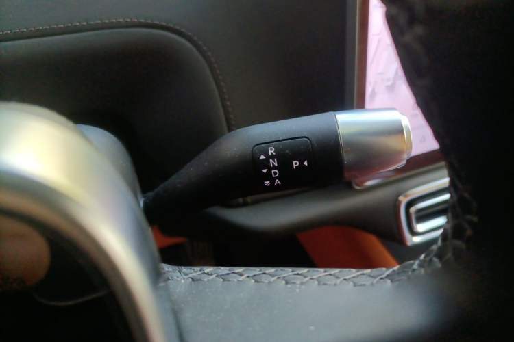Used Li Auto L8 2023 Pro Model Gear Lever