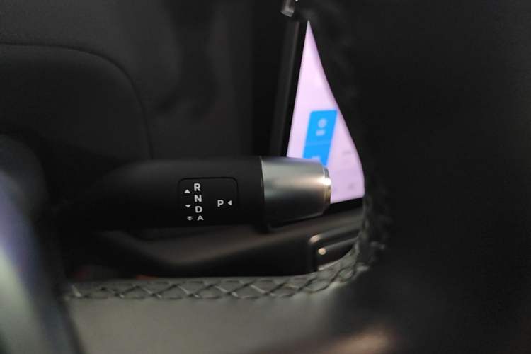 Used Li Auto L8 2023 Pro Model Gear Lever
