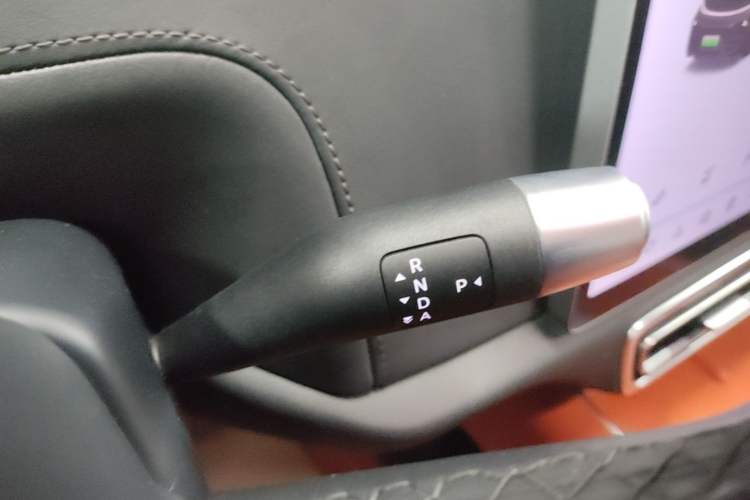 Used Li Auto L8 2023 Pro Model Gear Lever