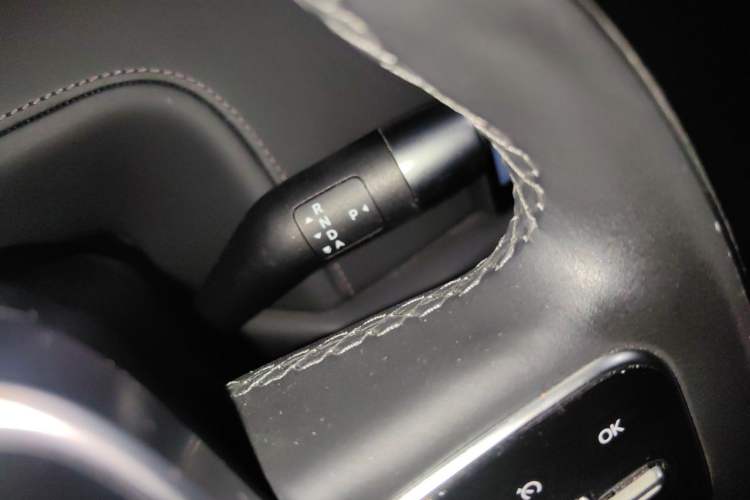 Used Li Auto L8 2023 Pro Model Gear Lever
