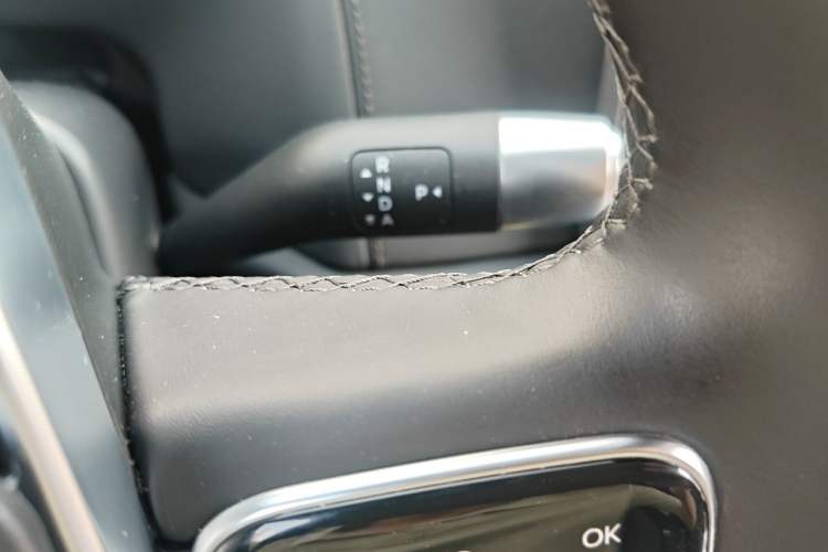 Used Li Auto L8 2023 Pro Model Gear Lever