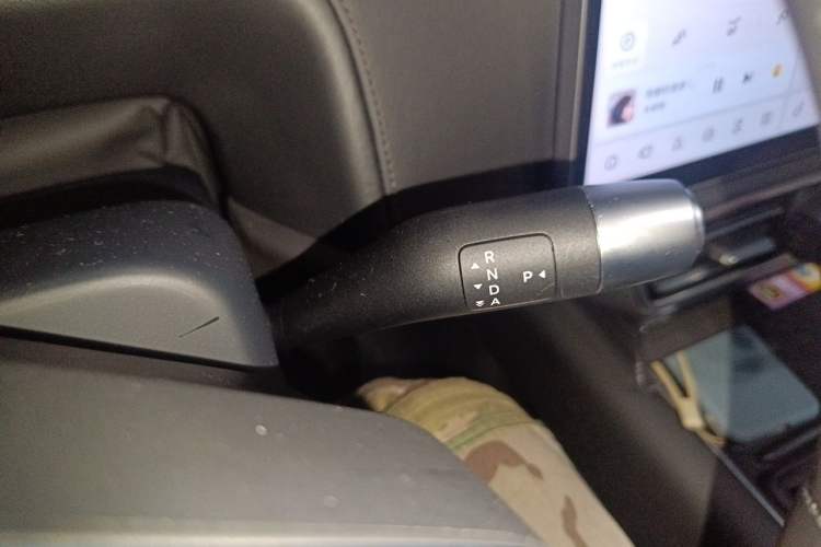 Used Li Auto L8 2023 Max model Gear Lever